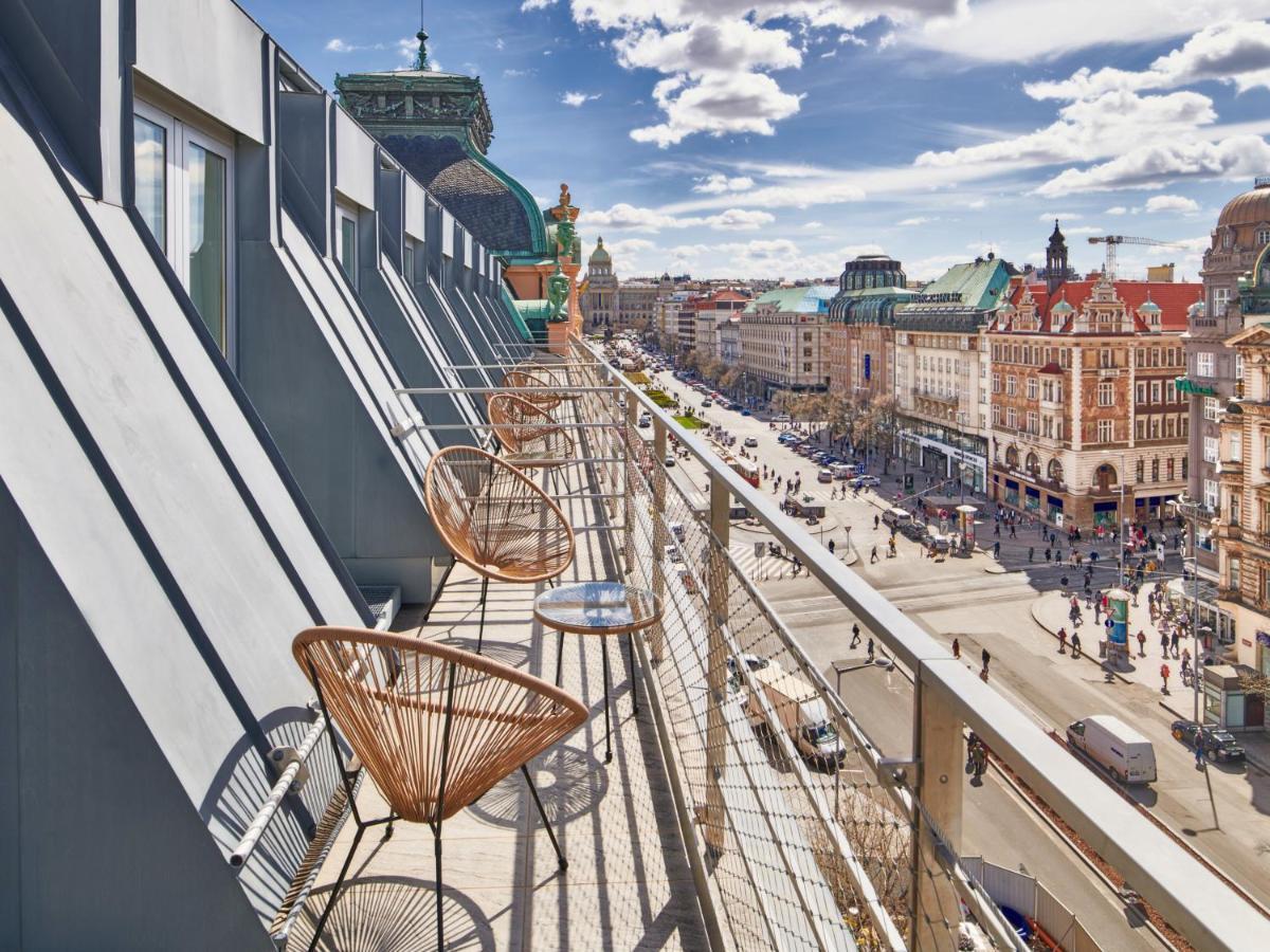 Vn17 Rooftop By Adrez Lägenhetshotell Prag